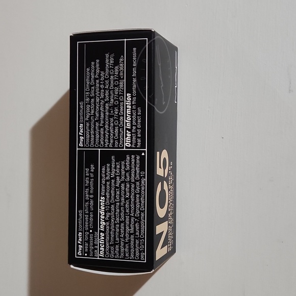 MAC NC5 Studio Fix Fluid SPF 15 - Picture 7 of 10